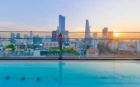 Winsuites Saigon Hotel - Complimentary Afternoon Tea & Refreshments